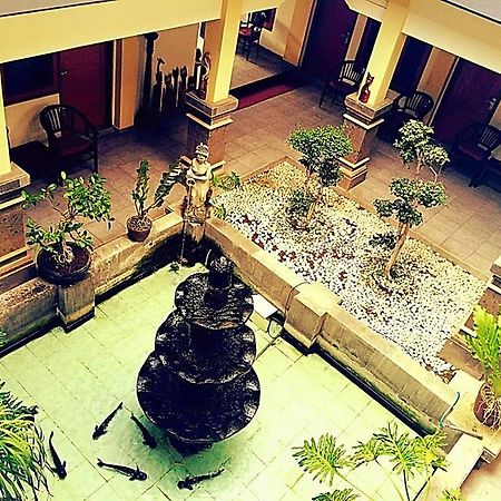 Hotel Sentral Buleleng  Exterior photo