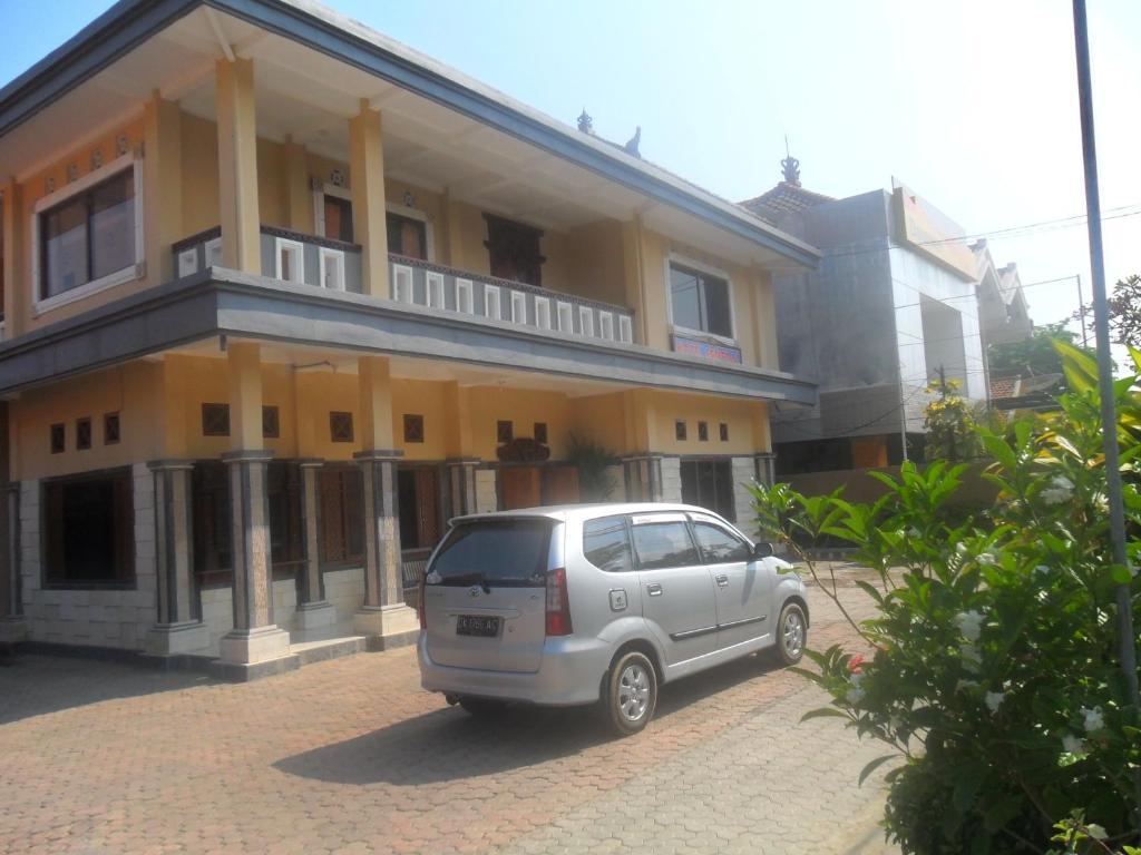 Hotel Sentral Buleleng  Exterior photo